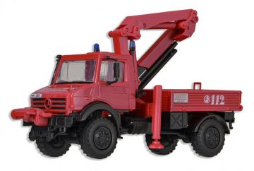 Feuerwehr Unimog mit Palf