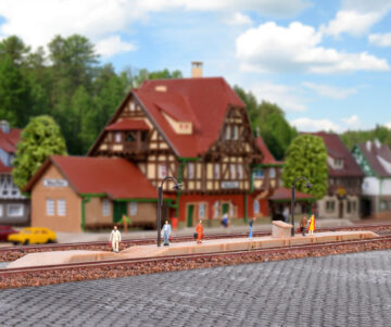 Vollmer 49525 <br/>Bahnsteig Neuffen 1