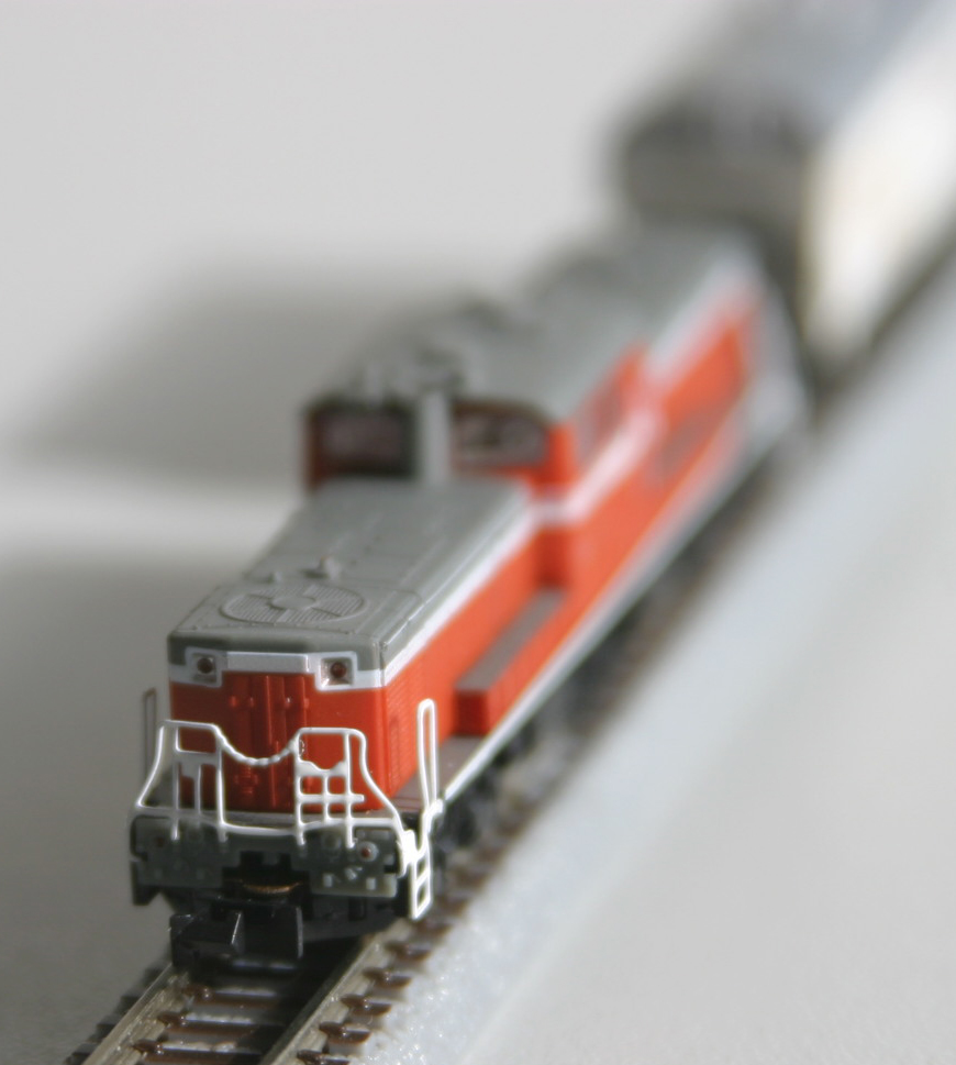 Rokuhan 7297700 <br/>Diesel-Hydraulik-Lokomotive DD, rot